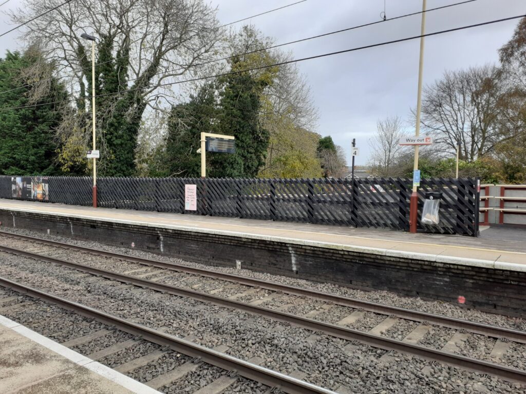 The platform and railway lines at Penkridge Railway Station